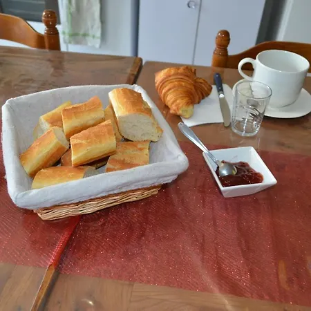 Frühstückspension D'hotes Farcy 